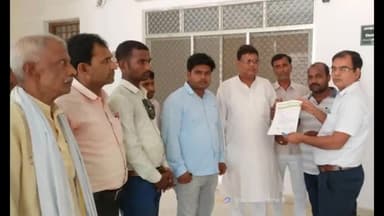 बस्ती: जेडीयू के कार्यकर्ताओं ने कलेक्ट्रेट पहुंचकर प्रशासनिक अधिकारी के जरिए जातिगत जनगणना की मांग को लेकर सीएम को भेजा ज्ञापन