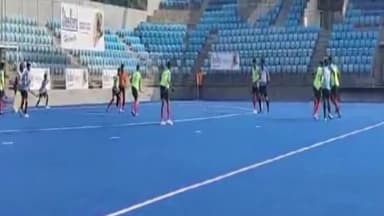 बौंद कलां: दिल्ली में राष्ट्र स्तरीय हॉकी स्पर्धा में बौंद कलां की टीम ने पंजाब व उत्तराखंड को हराकर क्वार्टर फाइनल में बनाई जगह