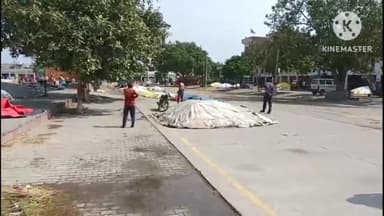 पानीपत: पानीपत अनाज मंडी में धान का उठान नहीं होने से किसान परेशान ,मौसम खराब के चलते आ रही परेशानी।