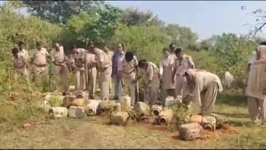 झालरापाटन: आबकारी विभाग की टीम ने भवानी मंडी क्षेत्र के आधा दर्जन गांवों में रेड कर 10000 लीटर वाश व शराब की भट्टियों को किया नष्ट