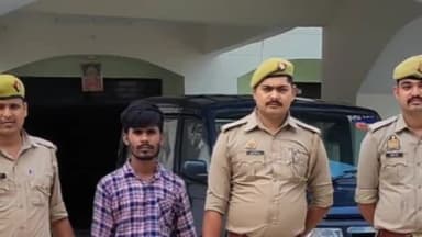 मंझनपुर: फैलीपुर चौराहे से सोशल मीडिया पर अभद्र टिप्पणी पोस्ट करने वाले वांछित अभियुक्त को किया गया गिरफ्तार