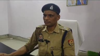 करनैलगंज: साधुगंज चौराहे के पास बाइक से दूध देने जा रहे व्यक्ति को लाठियों से लैस खड़े 4 लोगों ने पीटा, परसपुर थाने में मुकदमा दर्ज