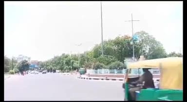 जोधपुर: बॉम्बे मोटर चौराहा के पास टैक्सी चालक व साथियों ने युवक को पीटा नगदी व जेवर लूटे,