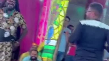 पानीपत: हैदराबादी रामलीला ग्राउंड में रामलीला के दौरान स्टेज पर अश्लील डांस करने वाला युवक आया सामने, मांगी माफी