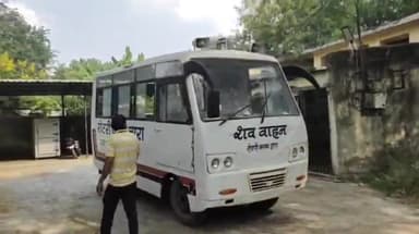 मंदसौर: लालघाटी रोड संजय हिल्स के यहां खेत में लालसिंह ने पारिवारिक विवाद के कारण लगाई फांसी मिला सुसाइड नोट