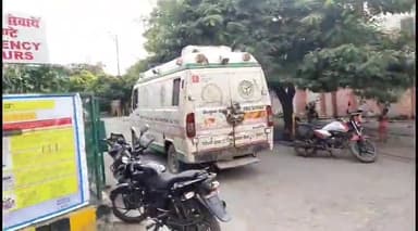 इटावा: नगला जगे के पास ई-रिक्शा से टकराकर बाइक सवार छात्र हुआ घायल, जिला अस्पताल में इलाज जारी