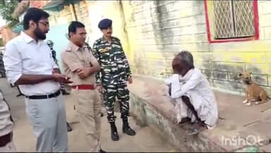 धौलपुर: धौलपुर जिले के विभिन्न स्थानों पर विधानसभा चुनाव को लेकर पैरामिलिट्री फोर्स ने किया फ्लेग मार्च