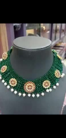 कोई भाई गोल्ड लोन को छुडा़ना चाहता हे तो संपर्क करें।8104928716