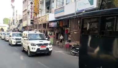 गिर्वा: आगामी विधानसभा चुनाव में शहर की कानून व्यवस्था के लिए आईजी ने गाँधी ग्राउंड में दिए निर्देश