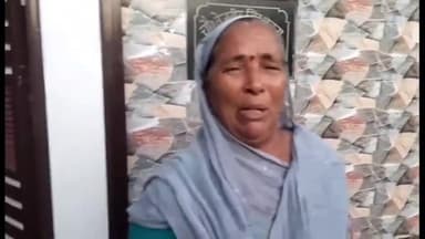 धनौरा: गजरौला मोहल्ला गंगानगर की रहने वाली महिला ने न्याय की गुहार लगाते हुए वरिष्ठ समाजसेवी तेजवीर सिंह से की मुलाकात