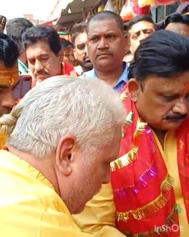 गढ़वा: गढ़वा विधायक सह पेयजल एवं स्वच्छता मंत्री ने किया गढ़देवी मंदिर के तोरणद्वार का शिलान्यास