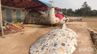 गुना नगर: दशहरे पर गुना में 51 फीट ऊंचे 10 फीट चौड़े रावण के पुतले का होगा दहन, बदरवास से आई टीम दशहरा मैदान में कर रही तैयार