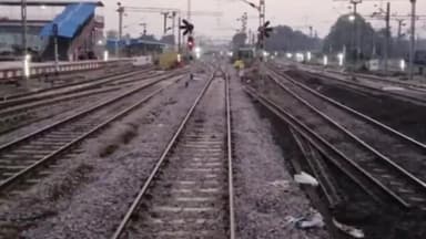 वाराणसी रेलवे जंक्शन से नवनिर्मित प्लेटफॉर्म नं0 दस से परिचालन शुरू