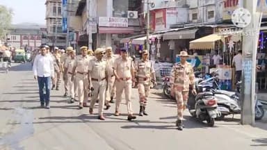 अजमेर: विधानसभा चुनावों को लेकर पुलिस और प्रशासन आया एक्शन मोड में, क्लॉक टावर थाना पुलिस ने ITBP जवानों के साथ फ्लैग मार्च कर