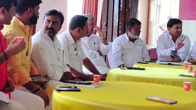 मेजरगंज: शहर के होटल शिव सूर्या के सभागार में बीजेपी कार्यकर्ताओं की बैठक संपन्न, मेजरगंज क्षेत्र के विधायक अनिल राम हुए शामिल