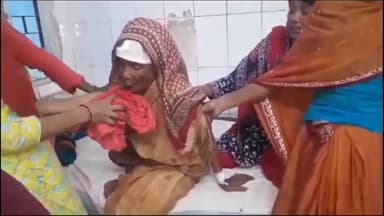 अररिया: बैरगाछी फरासुत के समीप अनियंत्रित सिटी रिक्शा की ठोकर लगने से महिला हुई घायल सदर अस्पताल में भर्ती