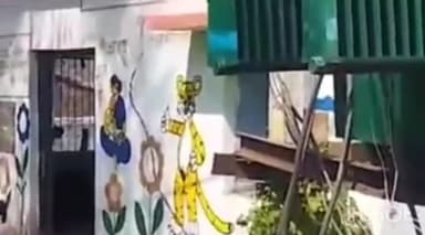 गुना: म्याना के त्रिवेणी मोहल्ला में आंगनबाड़ी केंद्र के अंदर रखा है विद्युत ट्रांसफार्मर, बच्चों को रहता है करंट लगने का खतरा