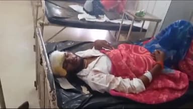 टीकमगढ़: बछोड़ा गांव के पास दो बाइकों की भिड़ंत में एक बाइक सवार हुआ घायल, जिला अस्पताल में उपचार जारी