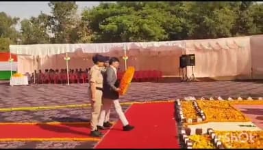 गुना नगर: लाल परेड ग्राउंड पर मनाया गया पुलिस स्मृति दिवस, एसपी कलेक्टर जिला न्यायाधीश हुए शामिल, दी गई श्रद्धांजलि