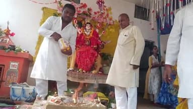 करछना: बादलगंज में पूर्ण आहुति के साथ संपन्न हुआ 9 दिवसीय शारदीय नवरात्र,कल होगा मां दुर्गा के प्रतिमा का विसर्जन