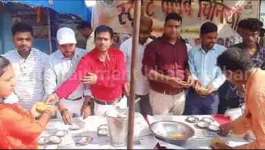 चिनिया: #दशहरे की नवमी तिथि को चिनिया के सीएसपी संचालकों ने किया भव्य भंडारे का आयोजन, हजारों लोगों ने किया प्रसाद ग्रहण