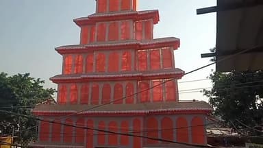 जनता बाजार सारण मां दुर्गा माता का दर्शन करते श्रद्धालु