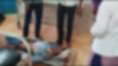 घुवारा: घुवारा छतरपुर मार्ग पर तेज रफ्तार कार ने बाइक सवार पति पत्नी को मारी टक्कर,पति की हुई मौत,पत्नी गंभीर घायल