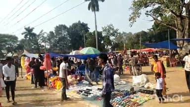 अंबिकापुर: दशहरा के मौके पर अंबिकापुर में खोले गए पैलेस के दरवाजे, मीना बाज़ार में लोगों की उमड़ी भीड़