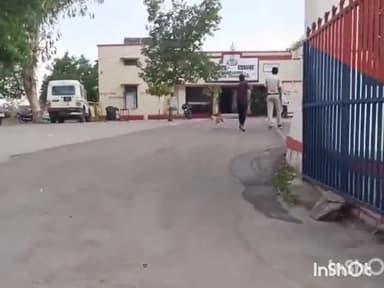 बल्देवगढ़: हीरापुर के पास सड़क हादसे में घायल हुए युवक की झांसी मेडिकल कॉलेज में इलाज के दौरान हुई मौत, पुलिस ने किया मर्ग कायम