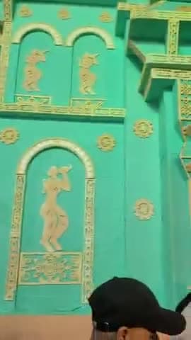 हुरहुरू चौक हजारीबाग में दर्शनों के लिए लग रही है दर्शनार्थियों की भीड़