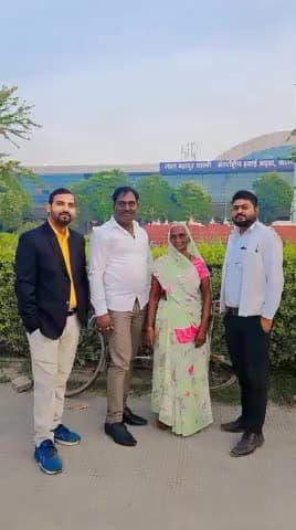 *24 अक्टूबर... #वाराणसी टू #मुंबई*  आज #विशेष काम से #मुंबई पहुंचना हो रहा है, #दोपहर 1 बजे #अँधेरी मे रहूंगा... फिर शाम को 8 बजे मिलते हैं  #वाराणसी*