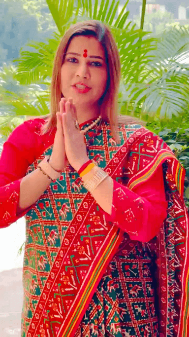 जय श्री राम!
विजयदशमी महापर्व की आपको हार्दिक बधाई एवं शुभकामनाएँ। 

#RubyPhogatYadav 
#रूबी_फोगाट_यादव
#ExCandidate #SouthDelhiLokSabha