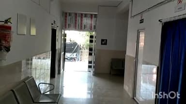 केिशनपुर: अभुआर में ई-रिक्शा पलटने से दो महिलाएं हुई जख्मी, सीएचसी किशनपुर में भर्ती