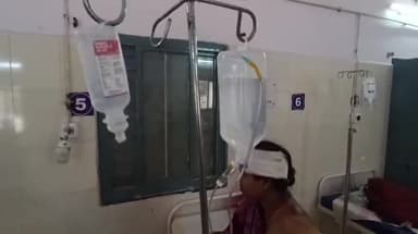 नरसिंहपुर: बहोरिपार के पास गड्ढे में पहिया आने से गाड़ी हुई अनियंत्रित, सिमरिया निवासी महिला को आई चोट