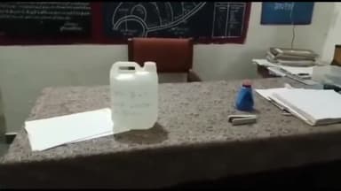 सिमरिया: सुनवानी पुलिस ने जैतपुर चौराहे से  शराब लिए एक आरोपी को किया गिरफ्तार