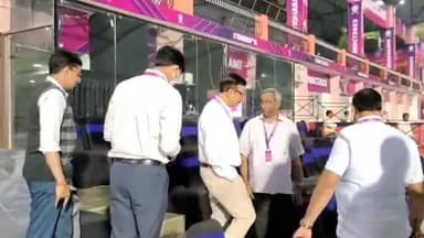 कांके: रांची मोरहाबादी स्थित एस्ट्रो टर्फ हॉकी स्टेडियम का विकास आयुक्त ने लिया जायजा, आज से होगा वीमेंस एशियन हॉकी चैम्पियन