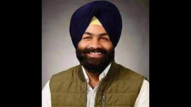 ਐਸਏਐਸ ਨਗਰ ਮੁਹਾਲੀ: ਸ਼੍ਰੋਮਣੀ ਅਕਾਲੀ ਦਲ ਜਨਰਲ ਸਕੱਤਰ ਬੰਟੀ ਰੋਮਾਣਾ ਨੂੰ ਮੋਹਾਲੀ ਸੈਕਟਰ 76 ਵਿਖ਼ੇ ਅਦਾਲਤ ਨੇ 14 ਦਿਨਾਂ ਦੇ ਨਿਆਇਕ ਹਿਰਾਸਤ ਭੇਜਿਆ