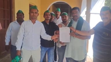 बुलंदशहर: भारतीय किसान यूनियन बलराज के कार्यकर्ताओं ने खनन अधिकारी के विरोध में जिलाधिकारी को सौंपा ज्ञापन