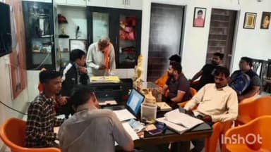 बुलंदशहर: सदर विधायक ने गंगानगर स्थित आवास पर क्षेत्रवासियों से भेट की और अधिकारियों को समस्याओं के निस्तारण को निर्देशित किया