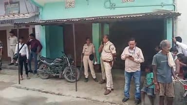 पंचायत कटेया महावीर मेला आज प्रशासन मुस्तैद पंचायत के विभिन्न जगहों का दौरा करते प्रखंड विकास पदाधिकारी अंचलाधिकारी एवं थाना अध्यक्ष