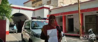 उरई: कुसमरिया ग्राम की एक महिला ने कुछ लोगों पर लगाया घर के बाहर जबरन कब्जा करने का आरोप, जिलाधिकारी से की शिकायत