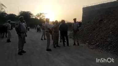 पीपलदा: ज़िला निर्वाचन अधिकारी कलेक्टर मीणा व पुलिस अधीक्षक ग्रामीण सागर ने विधानसभा चुनावों को लेकर खातौली क्षेत्र का किया दौरा