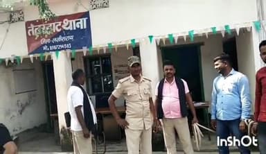 रामगढ़ चौक: तेतरहाट थाना पुलिस ने तेतरहाट बाजार से दो शराबी को किया गिरफ्तार