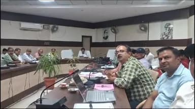 गोरखपुर: मुख्य विकास अधिकारी के अध्यक्षता में विकास भवन सभागार में जिला स्वास्थ्य समिति की बैठक हुई संपन्न