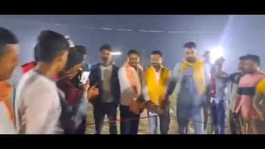 नौतन: झाखरा के डाबरा टोला मेें प्रखंड स्तरीय नाइट क्रिकेट टूर्नामेंट का हुआ आयोजन राजद के छात्र नेता ने कि सुभारंम