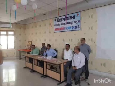 अंबिकापुर: 80 साल से अधिक आयु वर्ग व दिव्यांग मतदाताओं को घर पहुंच मतदान की सुविधा मिलेगी, जिले में 172 मतदाता करेंगे होम वोटिंग