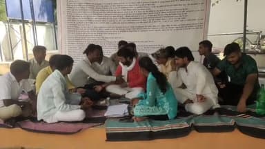 #पीजी_कालेज के #छात्रों का#धरना #सत्रहवें_दिन भी जारी रहा, छात्रों ने लिखा #खूनी_पत्र...