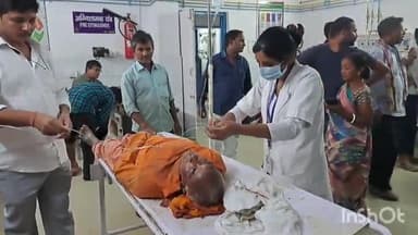 जमुई: चौडीहा के पास सड़क दुर्घटना में बाइक सवार ससुर और दामाद हुए घायल,सदर अस्पताल से ससुर को किया गया पटना रेफर