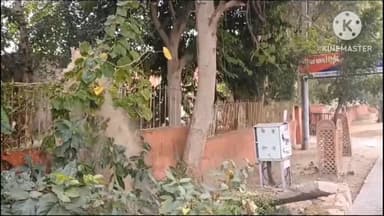 अजमेर: जयपुर रोड स्थित सिविल लाइन थाने के पास पाइपलाइन फूटने से हजारों लीटर पानी बहा व्यर्थ