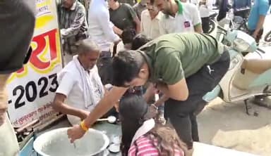 मंदसौर: सूर्य ग्रहण के कारण शरद पूर्णिमा पर नाहटा चौराहा पर दिन में किया खीर का प्रसाद वितरण हुए अन्य कार्यक्रम